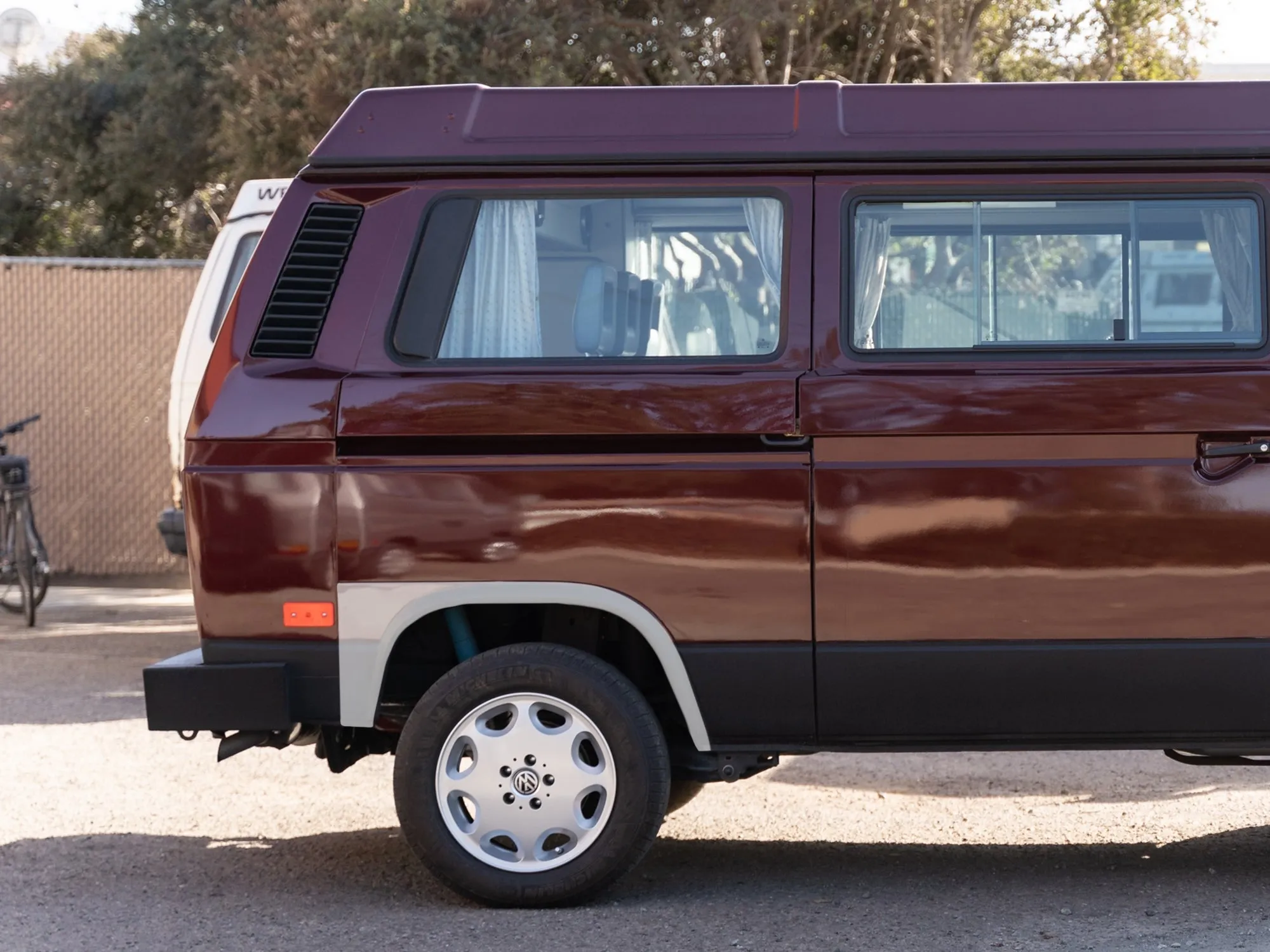 Body Panel - Wheel Arch Panel (Passenger Rear) [Vanagon]
