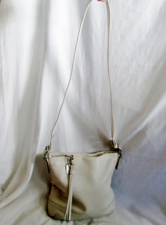 COACH 1415 LEGACY SLIM DUFFLE TASSEL Leather Hobo Bag Purse WHITE CREME