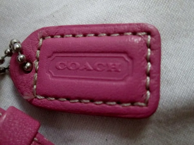 COACH Leather Wristlet Coin Purse Wallet Clutch Baguette BUBBLE GUM PINK Pouch