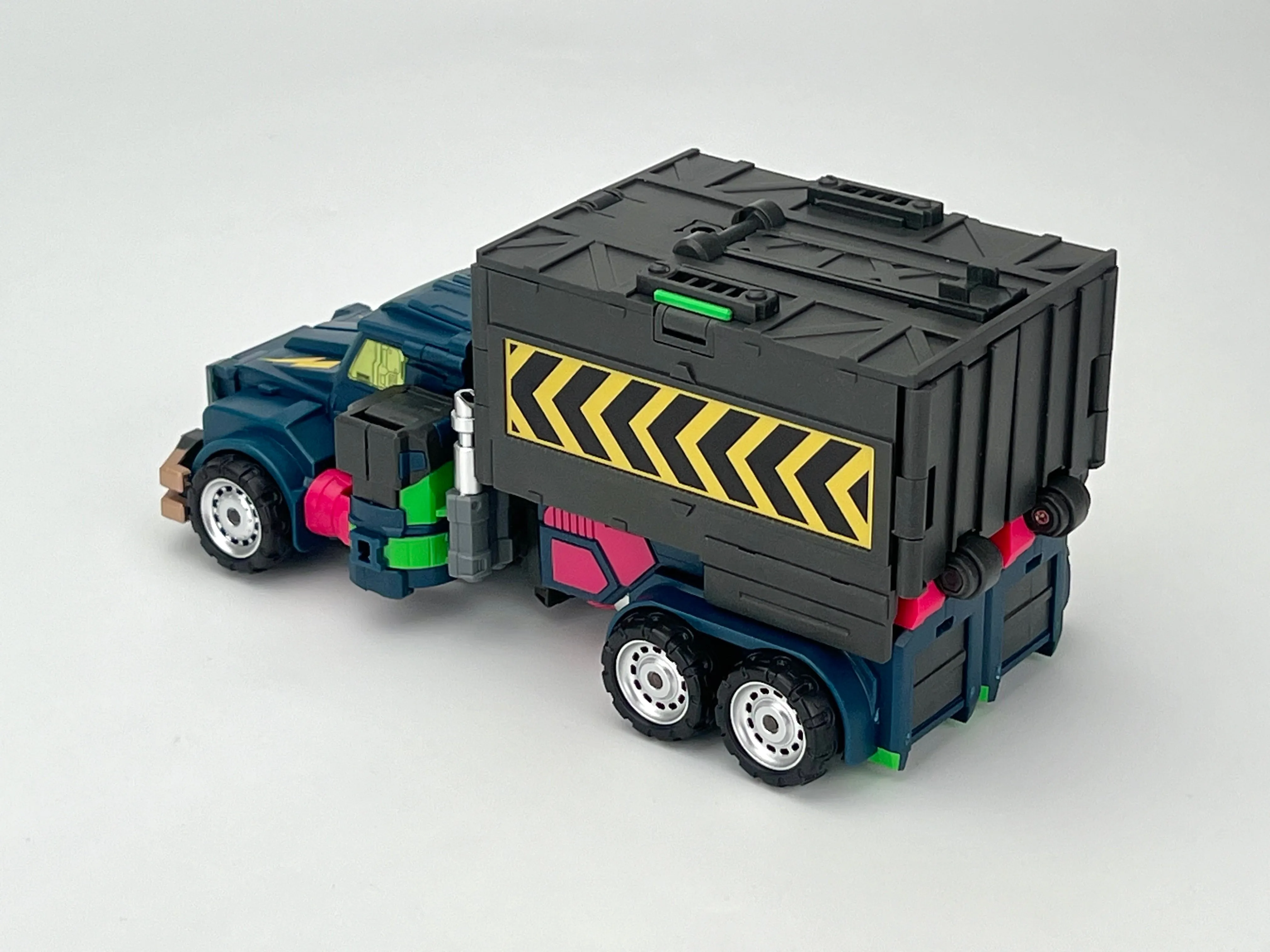 MB-15D CLUTCH (TFCON Toronto 2024 EXCLUSIVE)