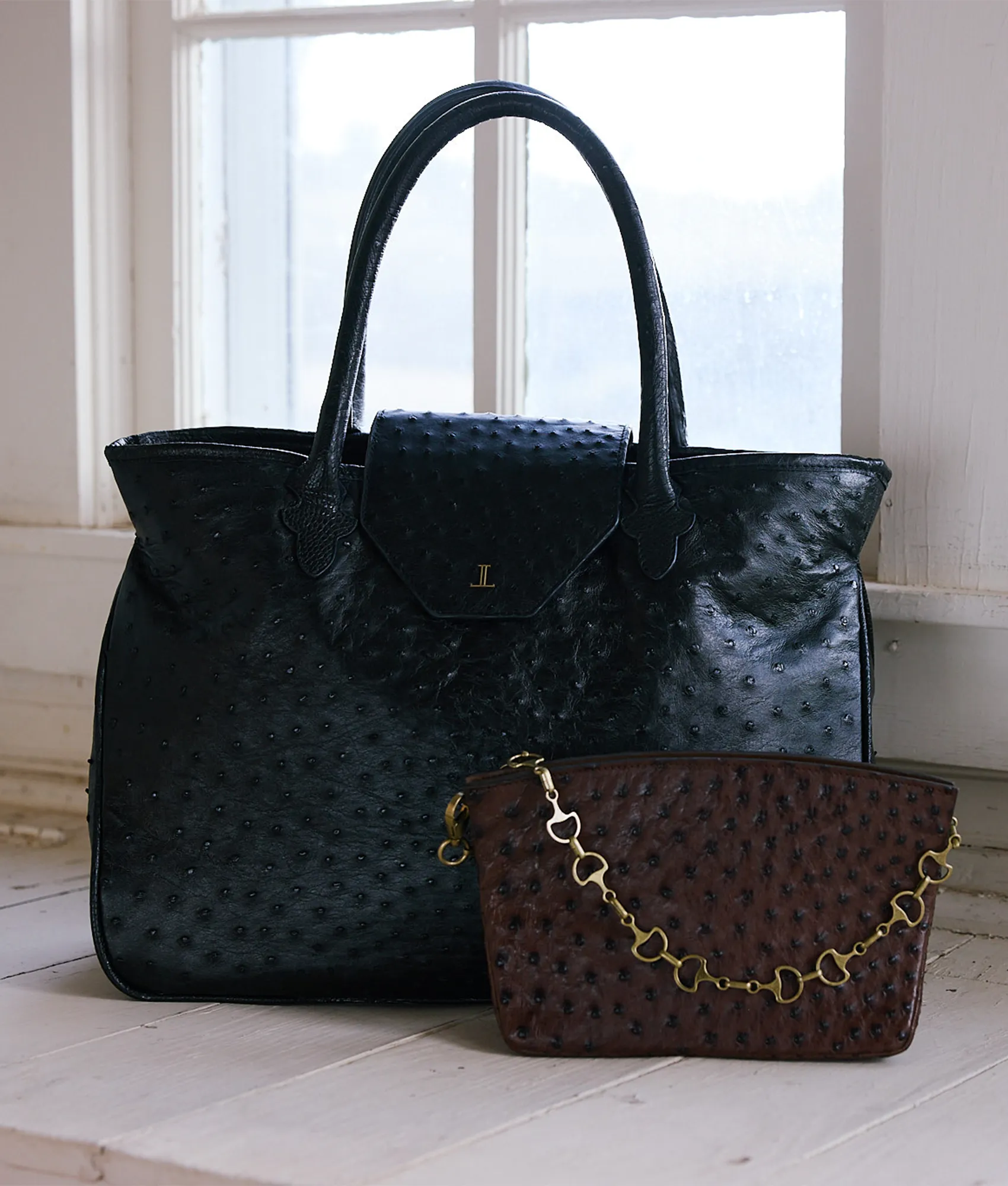 Mini Elle Exotic Clutch :: Chocolate