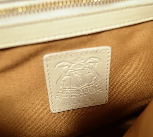 Trussardi Grey  and  White Ring Lizard Messenger Shoulder Bag